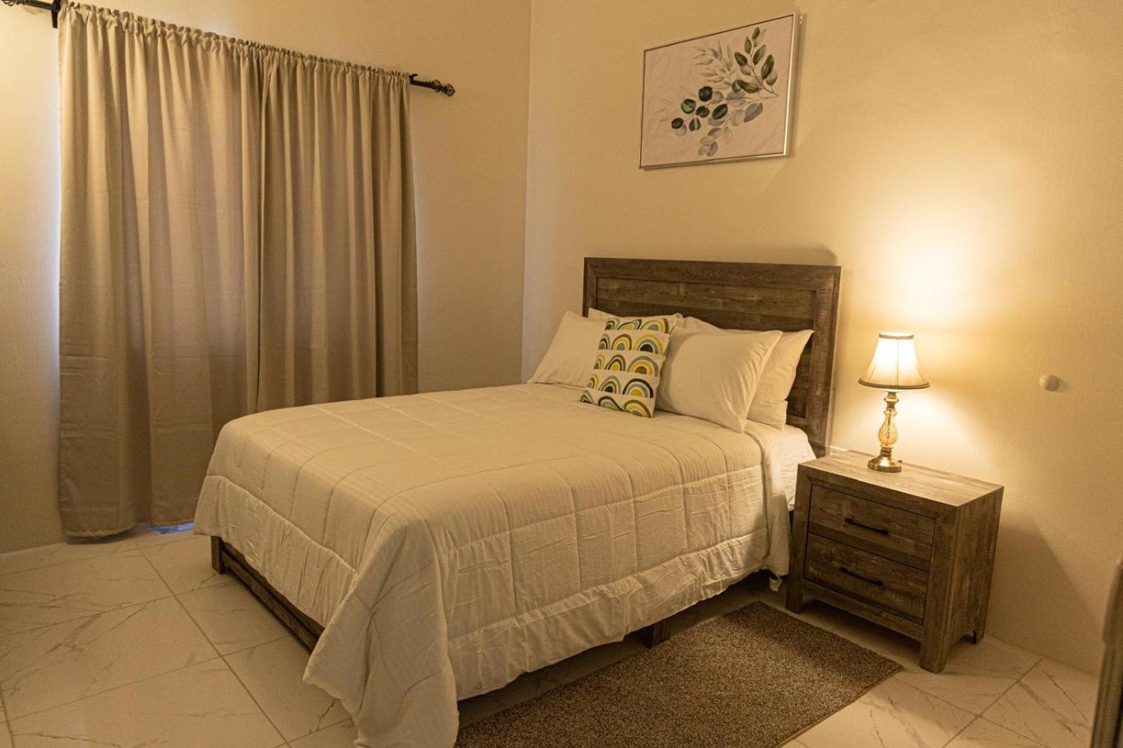 Phoenix Park Villas - Portmore - 10Mins To Beach Eksteriør bilde
